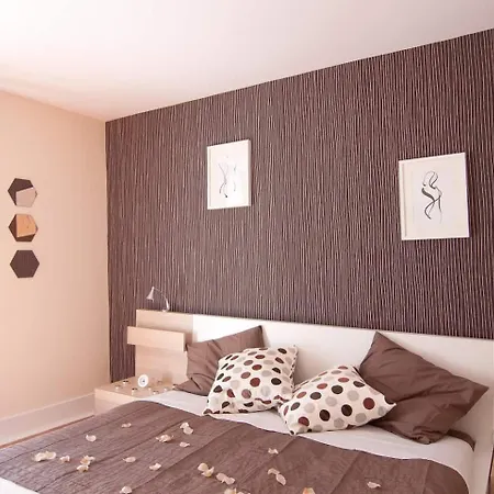 Апартаменты Alfama Balcony - Awesome Tagus View Лиссабон