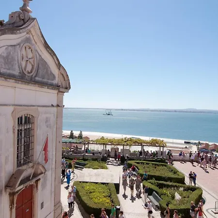 Alfama Balcony - Awesome Tagus View Апартаменты