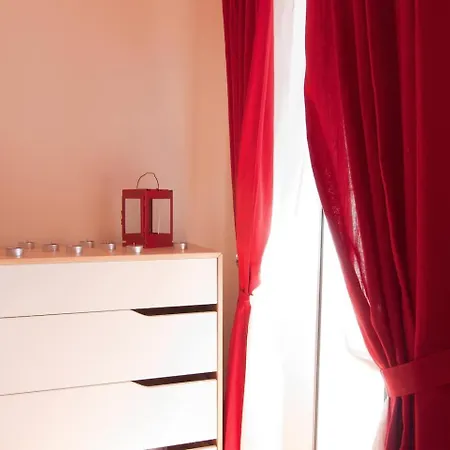 Alfama Balcony - Awesome Tagus View * ליסבון