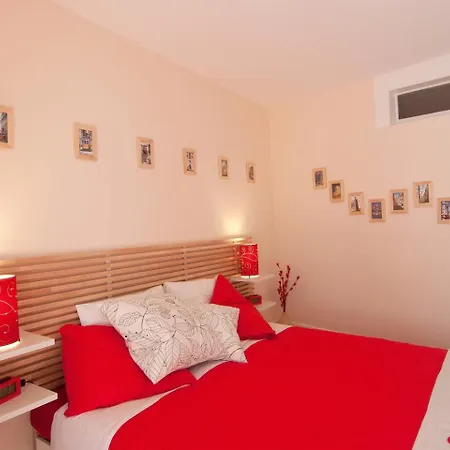 Alfama Balcony - Awesome Tagus View * ליסבון